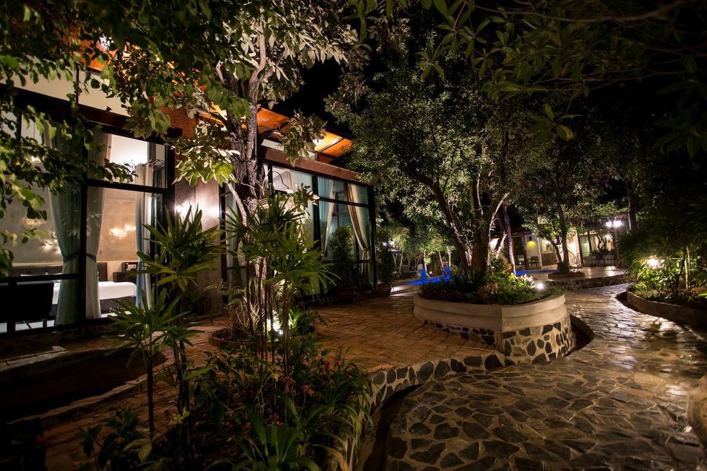 Foresto Sukhothai Guesthome Luaran gambar