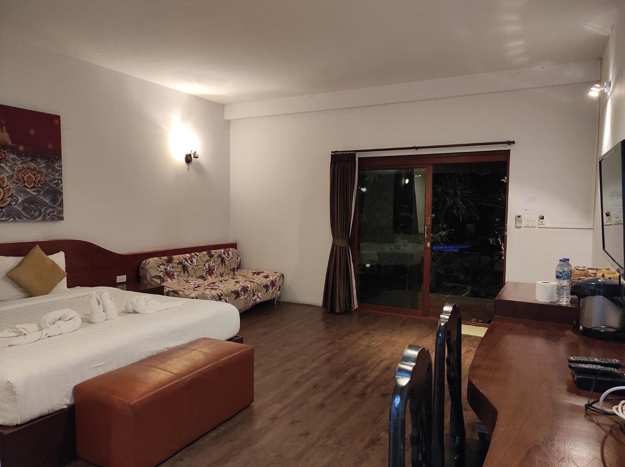 Foresto Sukhothai Guesthome Luaran gambar