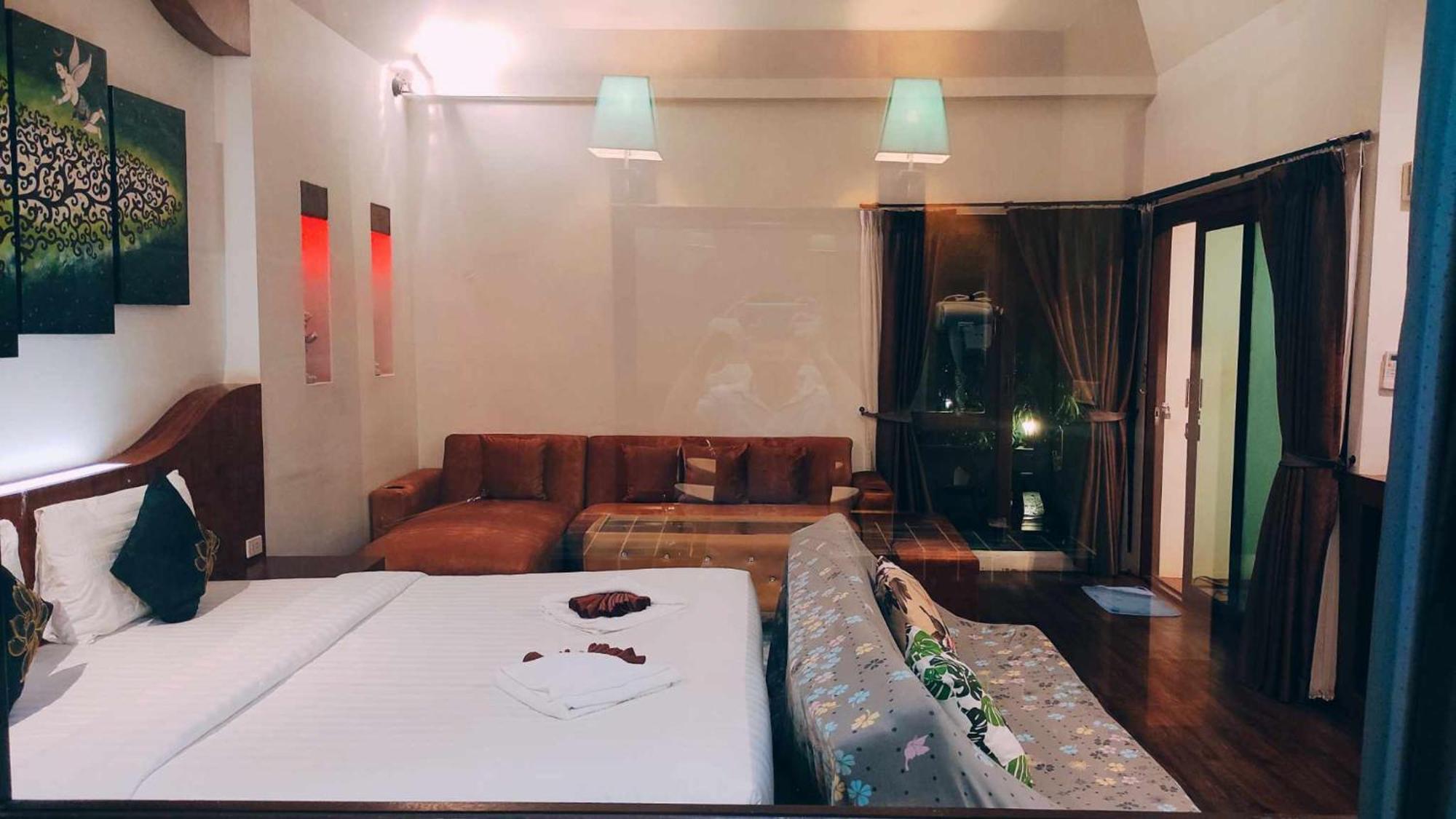 Foresto Sukhothai Guesthome Luaran gambar