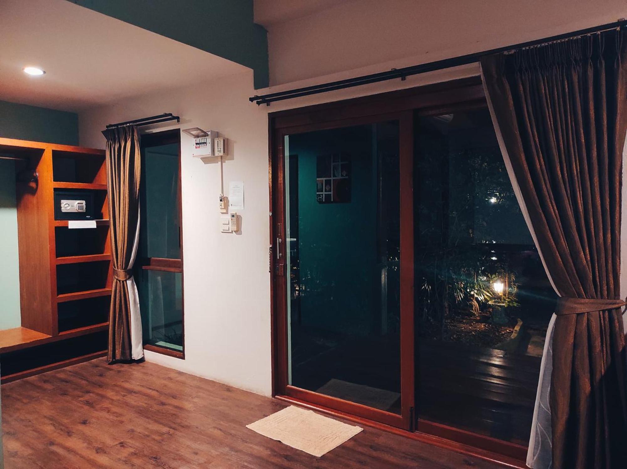 Foresto Sukhothai Guesthome Bilik gambar